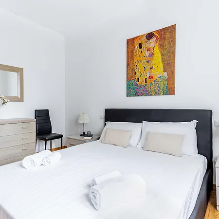 Joivy Adorable Flat With Balcony * Milan
