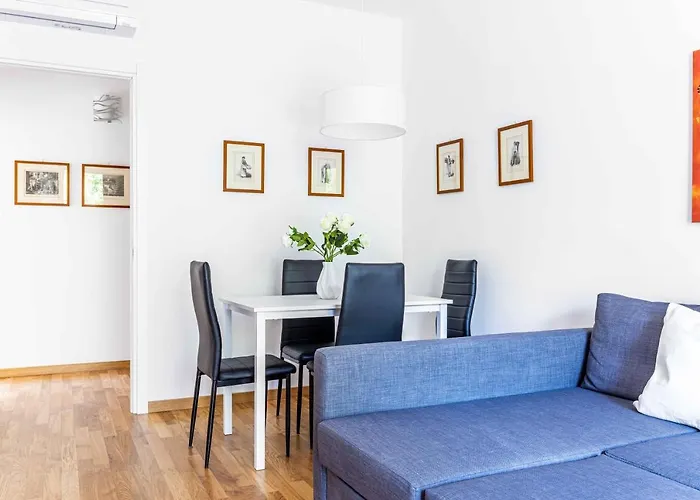 Apartment Joivy Adorable Flat With Balcony