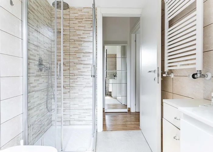 Joivy Adorable Flat With Balcony Milan