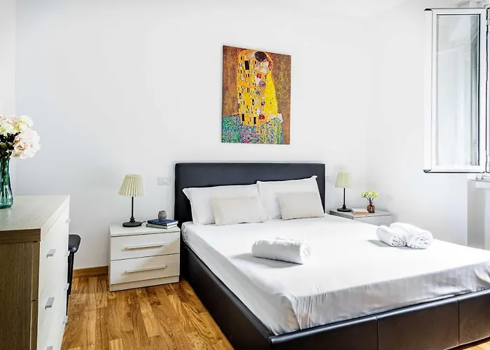 Joivy Adorable Flat With Balcony Milan