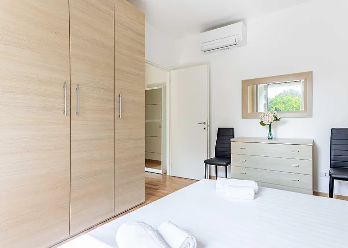 Apartment Joivy Adorable Flat With Balcony *