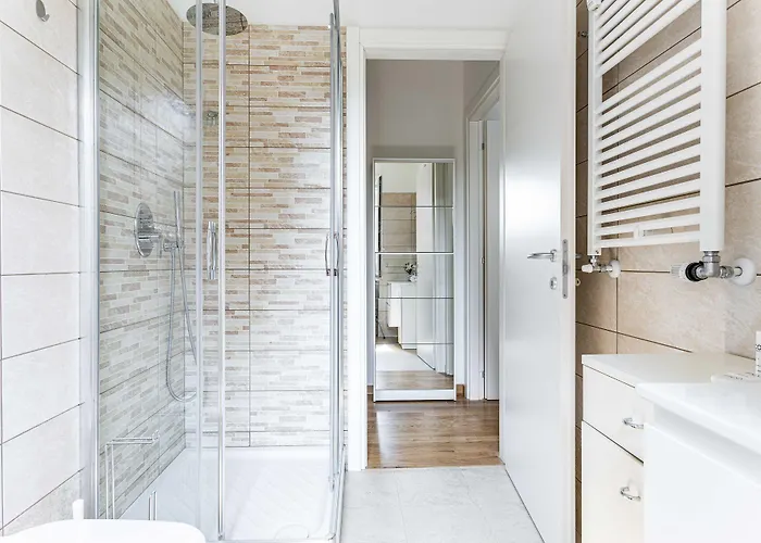 Joivy Adorable Flat With Balcony Milan